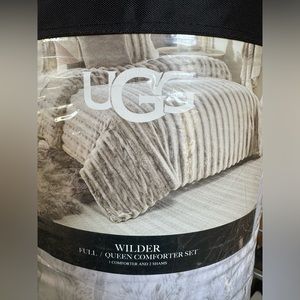 Ugg wilder queen comforter, brand new!
